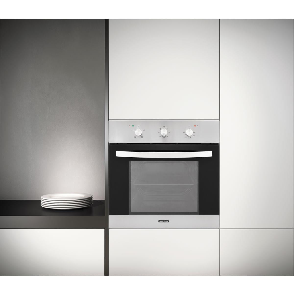 Forno Elétrico Tramontina Inox Basic 60 F3 em Aço Inox e Vidro Temperado Preto com 3 Funções 220 V, 70 L