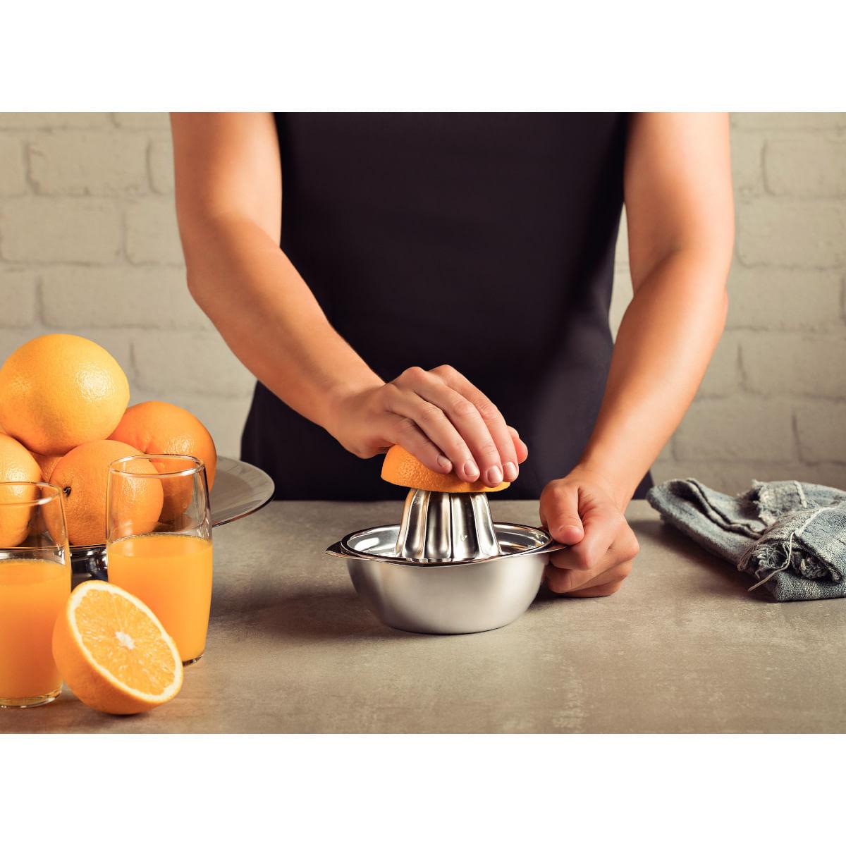 Espremedor de Frutas Tramontina Utility em Aço Inox