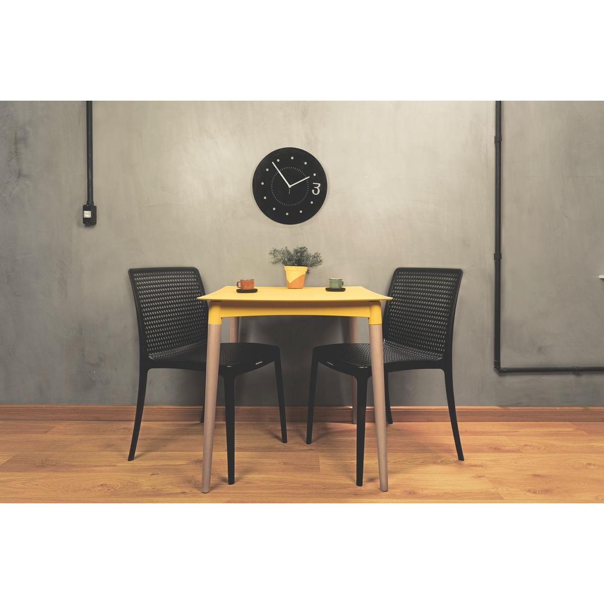 Cadeira Tramontina Isabelle Preta em Polipropileno e Fibra de Vidro