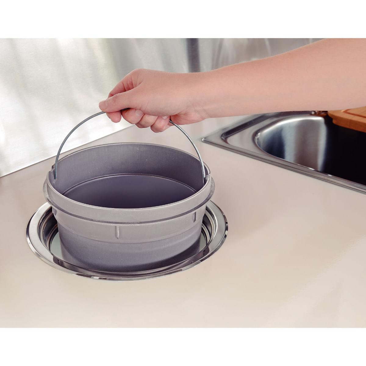 Lixeira de Embutir Tramontina Clean Round em Aço Inox com Balde Plástico 8 L