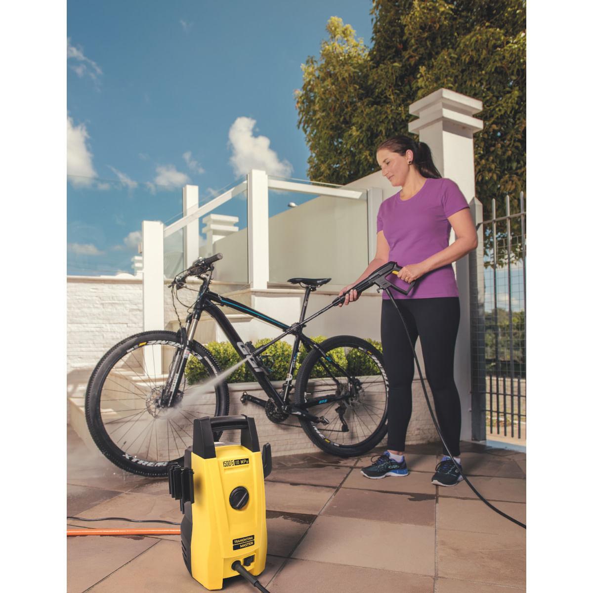 Lavadora de Alta Pressão Tramontina 1200W 220V com Mangueira 3m e Jato Regulável