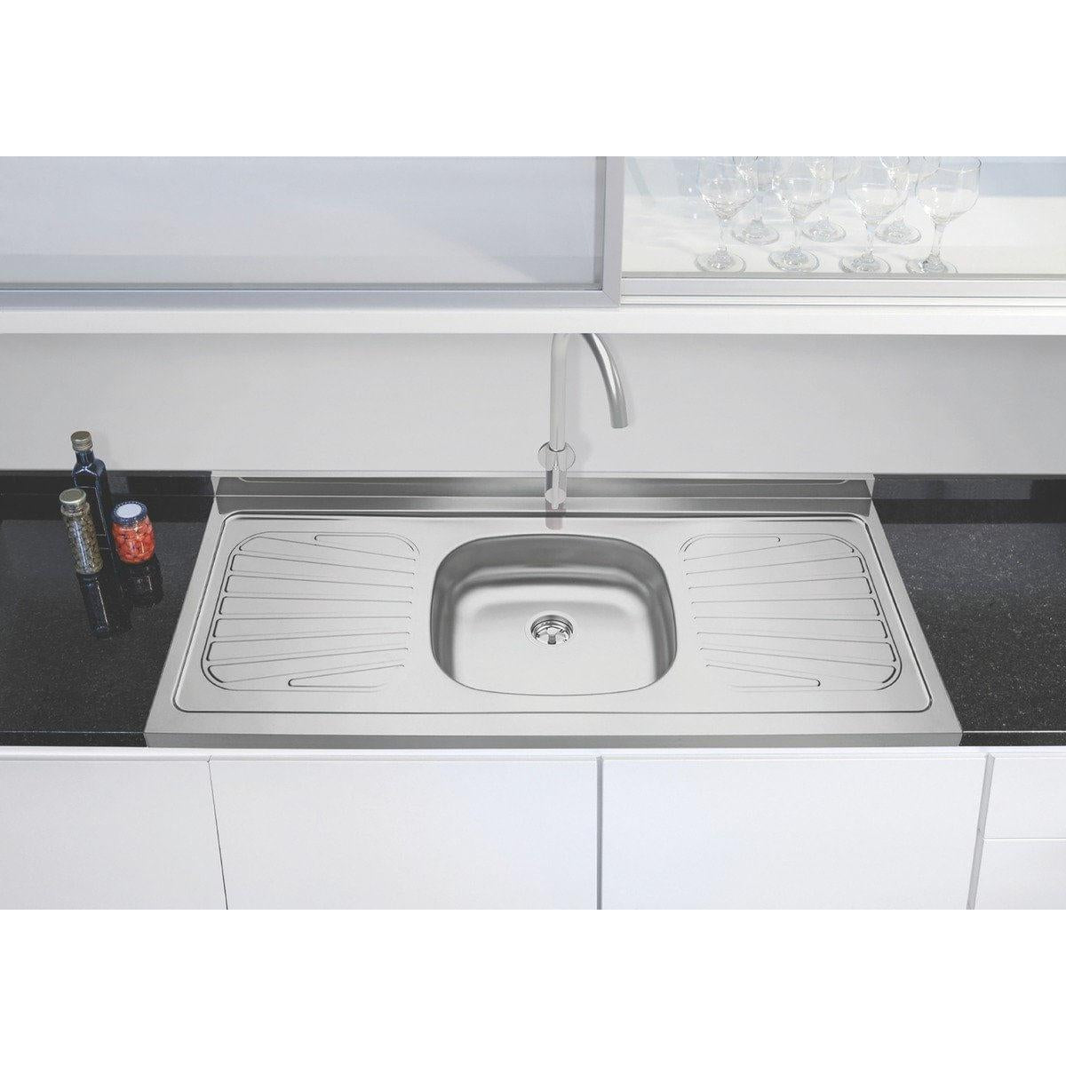 Torneira de Parede Tramontina Arko Wall em Aço Inox com sistema anti-gotejamento