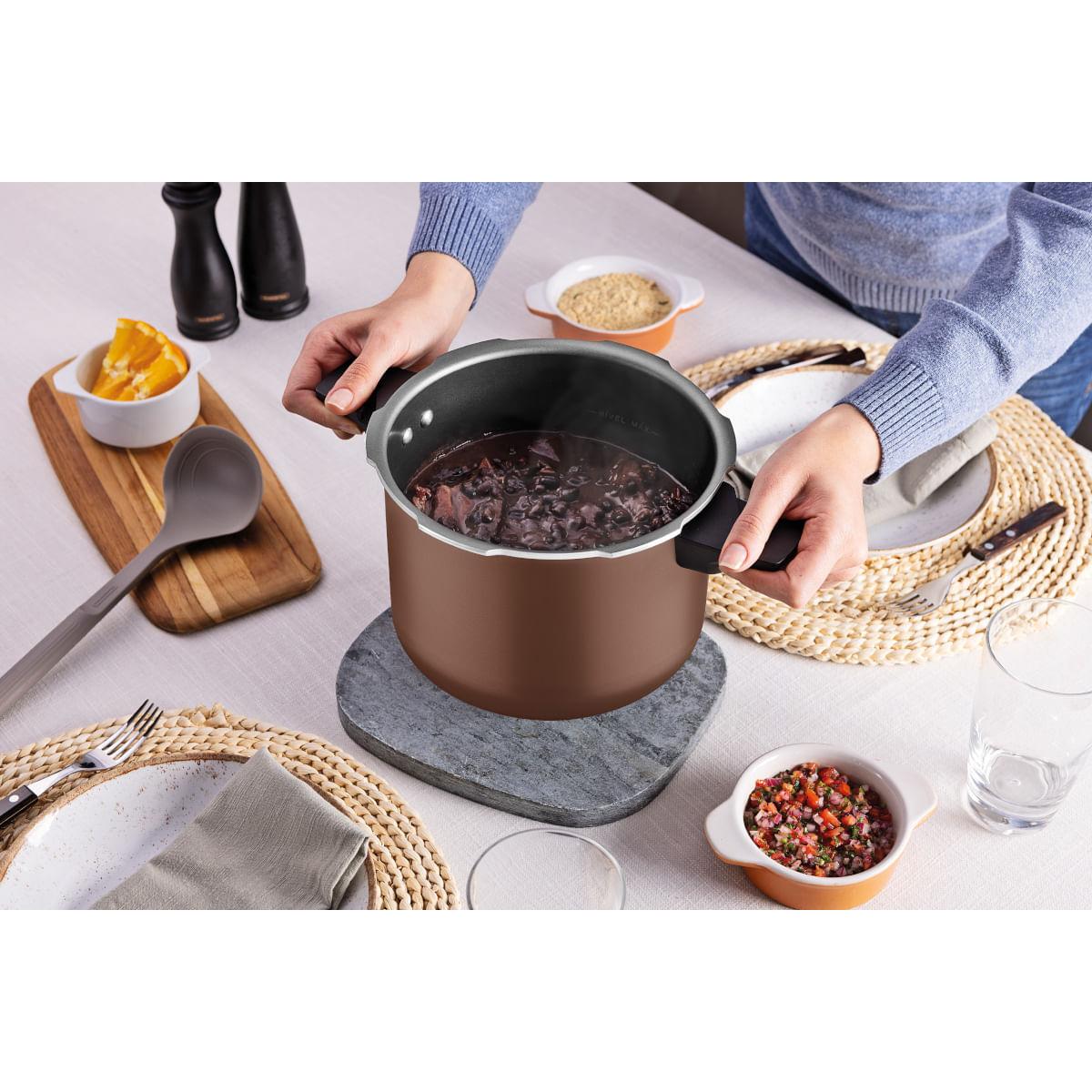 Panela de Pressão Tramontina Arizona Indução Alumínio 20 cm 4,5 L Mocaccino