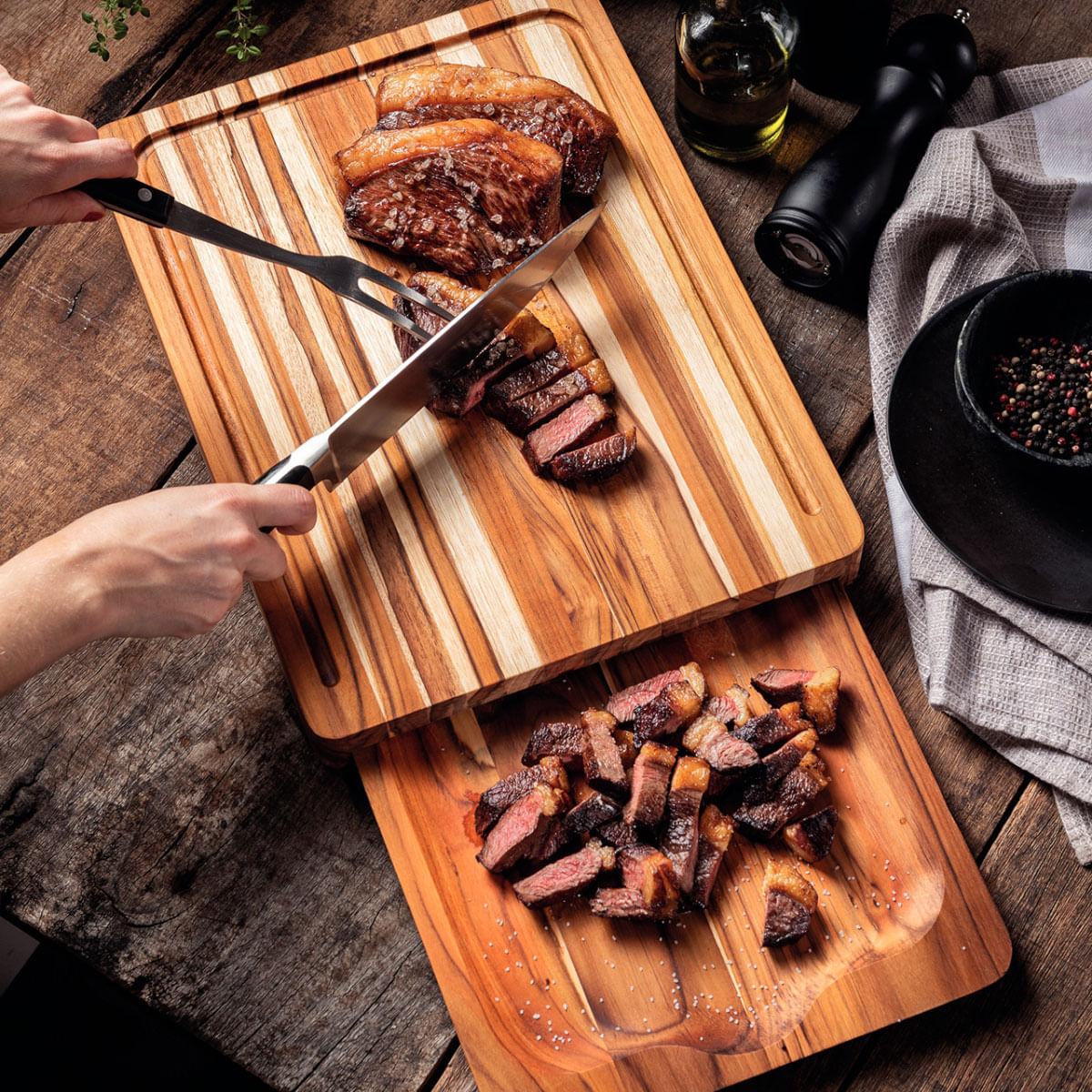 Kit Tábua e Bandeja para Churrasco Tramontina em Madeira Teca