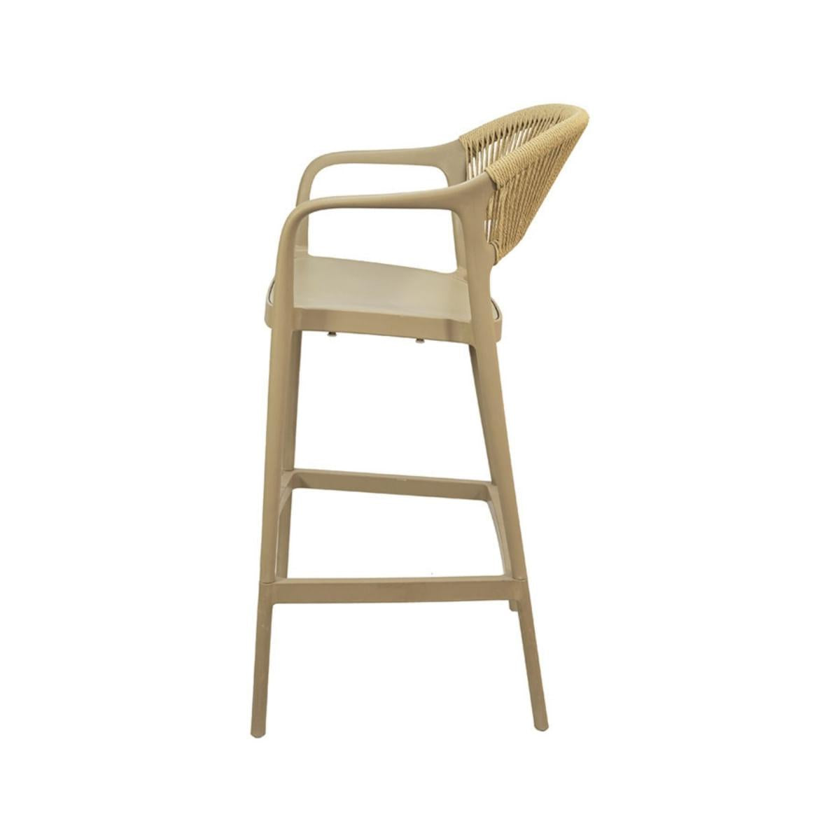Banqueta Juna Or Design Fendi em Polipropileno com Rattan UV