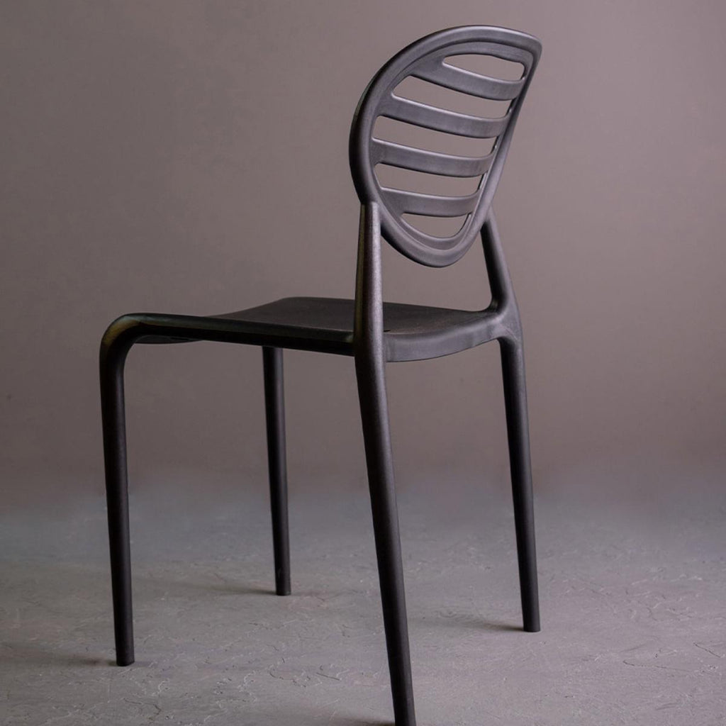 Cadeira Stripe em Polipropileno Preto Im In