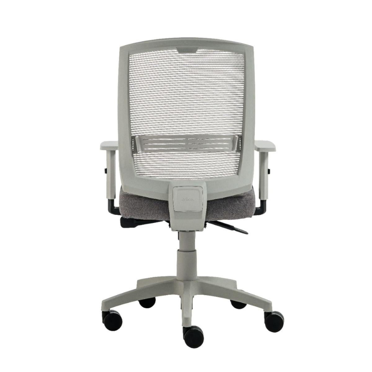 Cadeira de Escritório Giratória New Opus Roal Panamá Cinza Encosto em Tela Base Nylon PP Syncron
