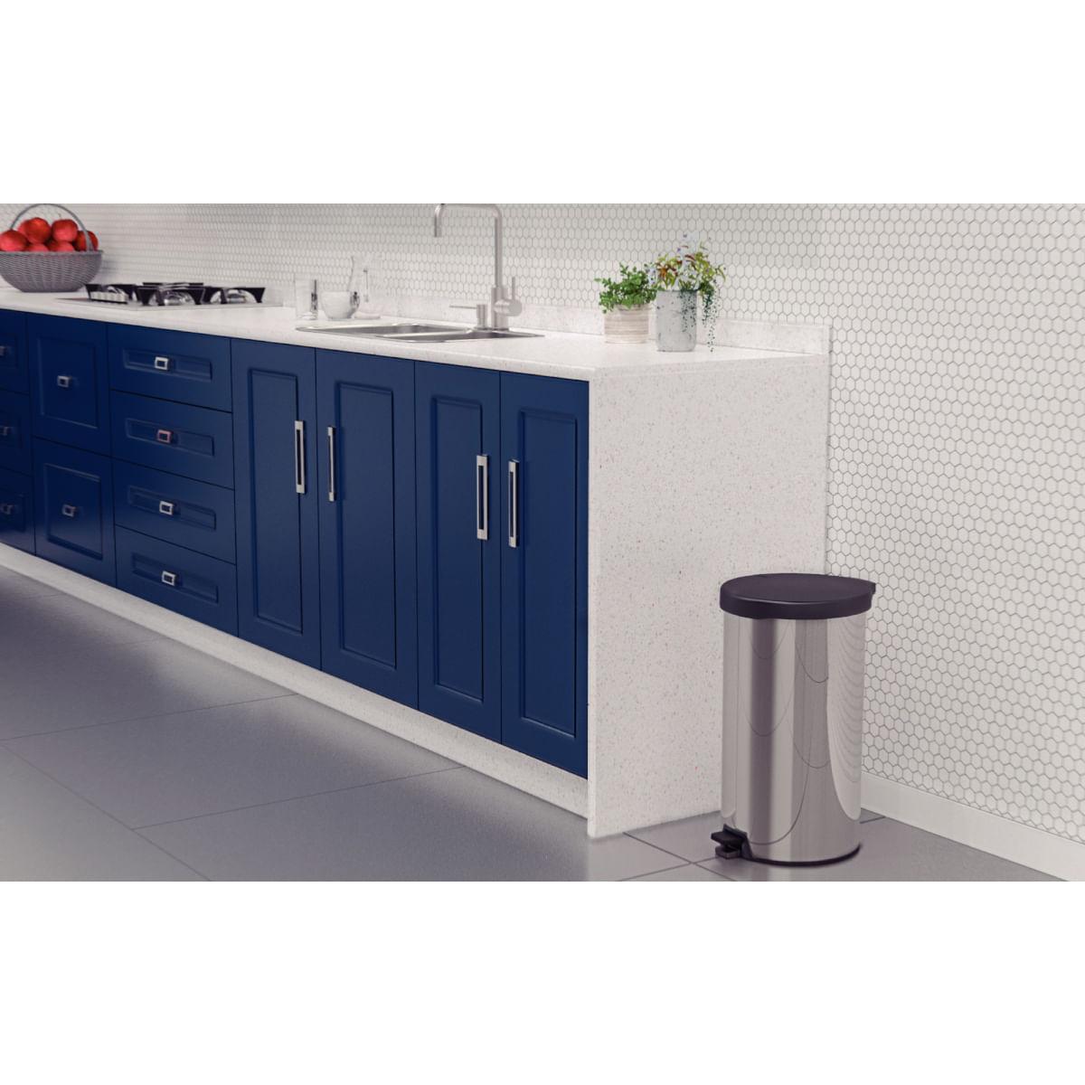 Lixeira com Pedal 20 Litros New Tramontina em Aço Inox Polido com Tampa Plástica