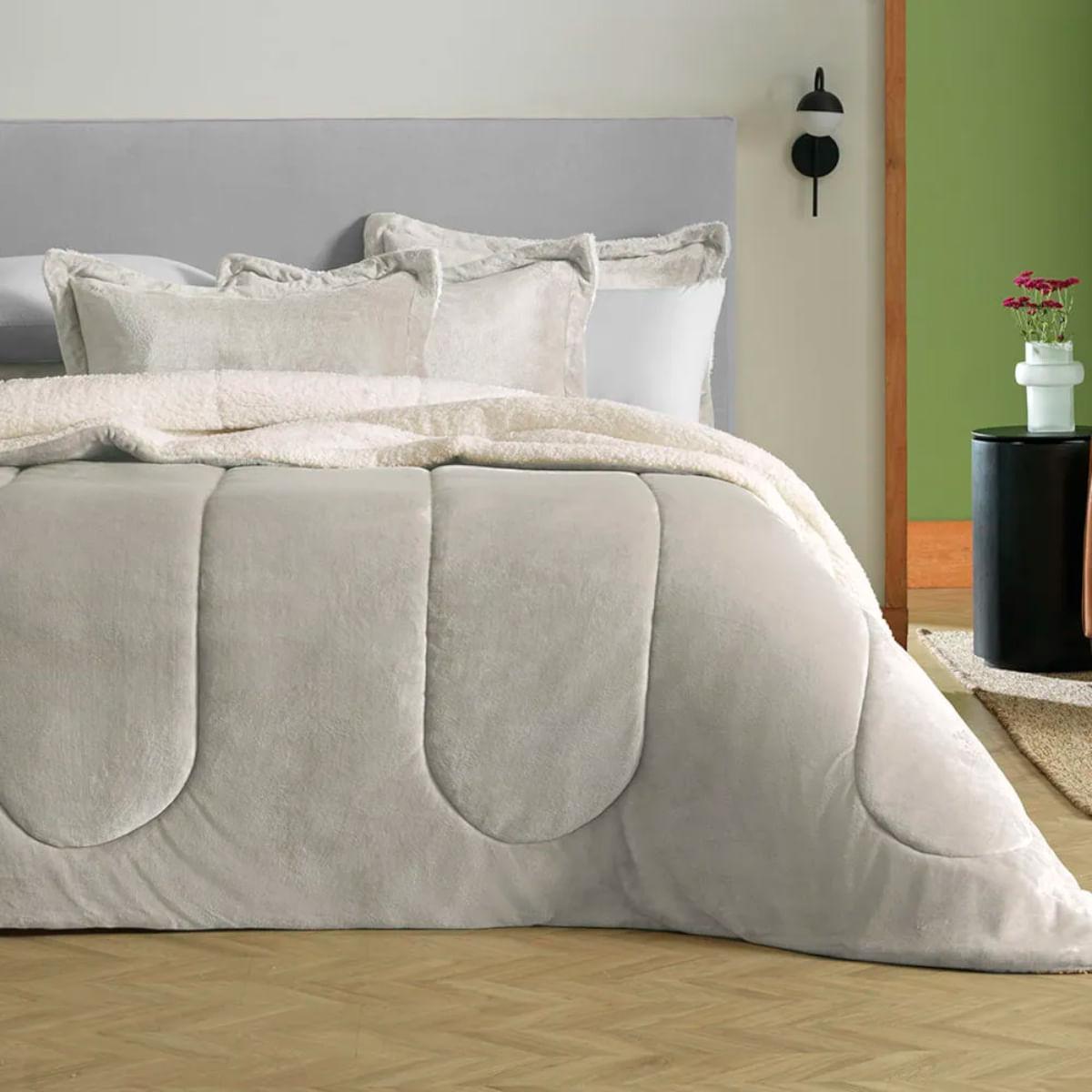 Edredom de Microfibra Queen Karsten com Porta Travesseiro Sonata Cinza Natural