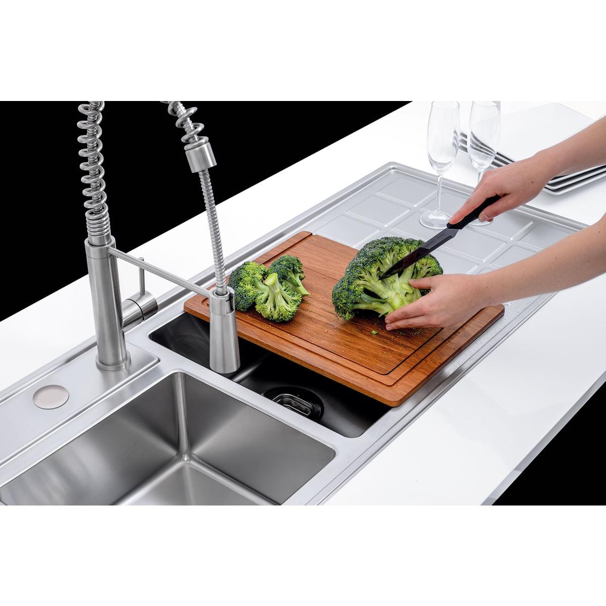 Kit para Cuba Quadrum Tramontina em Aço Inox com Acabamento Scotch Brite e Tábua em Madeira Jatobá Vazada 42x32 cm